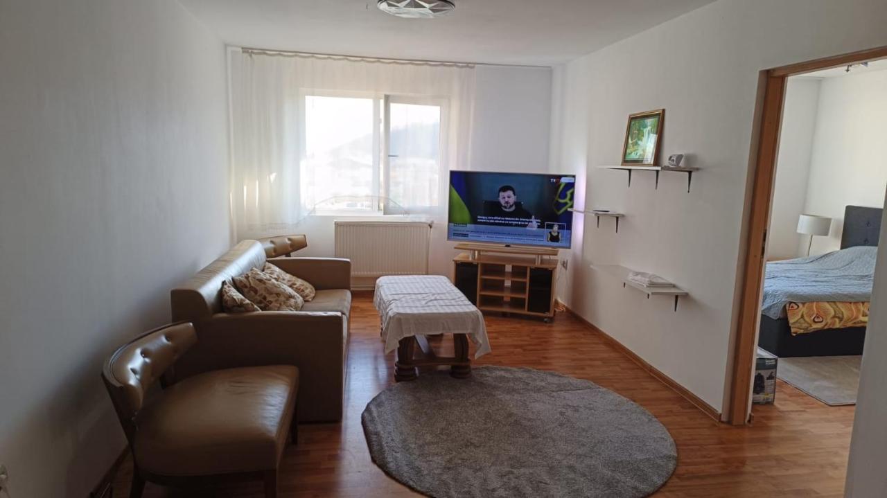 Apartament Marly Cathedral Gura Humorului Esterno foto